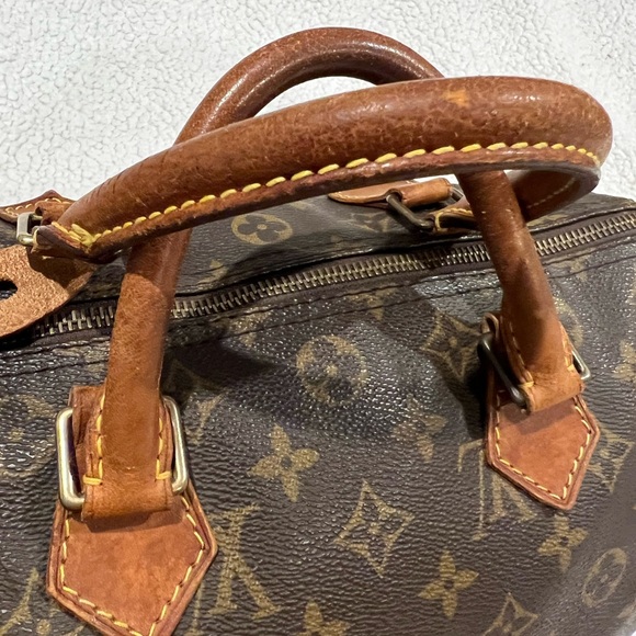 Louis Vuitton Monogram Speedy - Picture 13 of 15